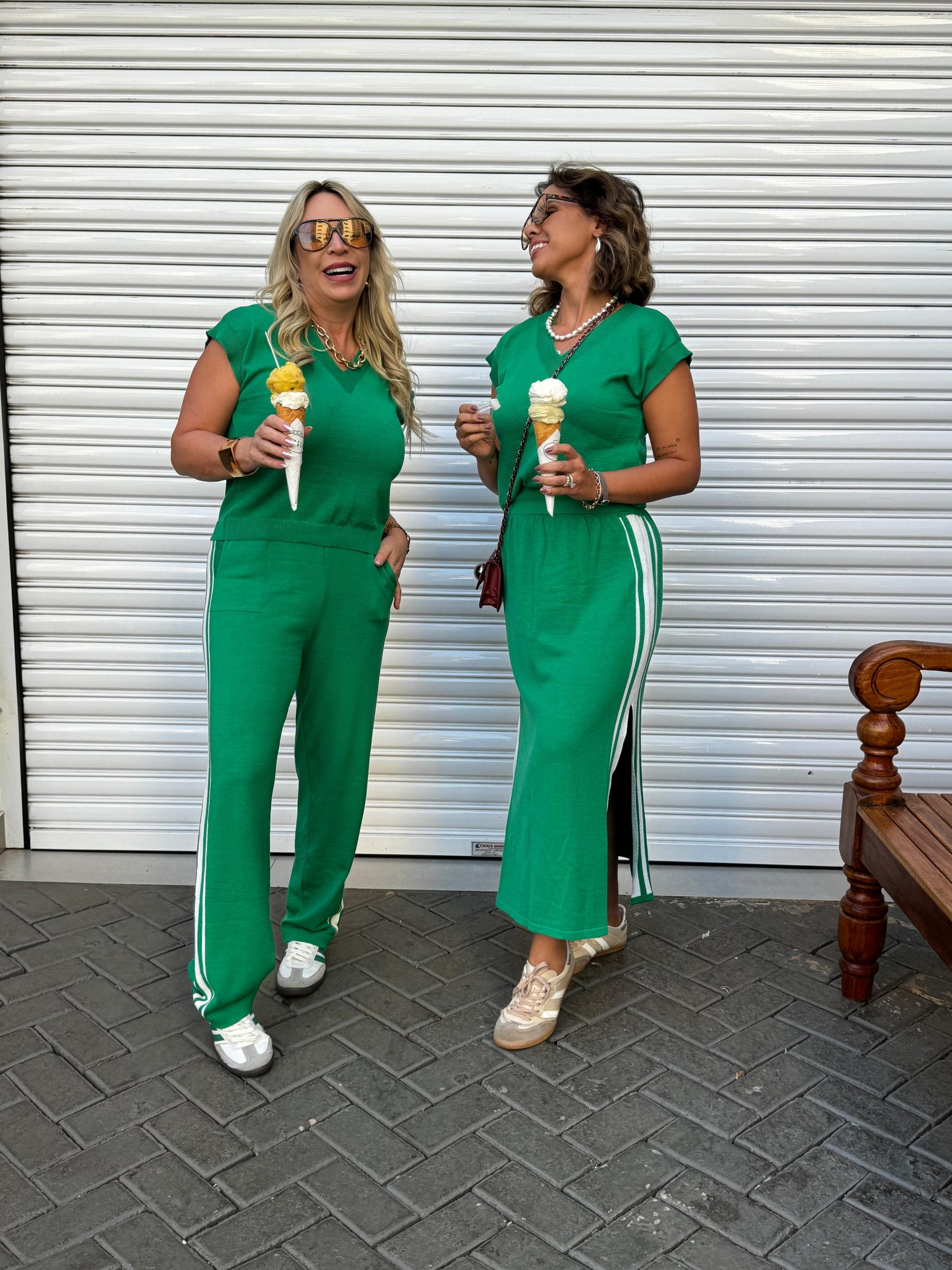Conjunto Feminino de Camisa com Calça ou Saia - Green IV
