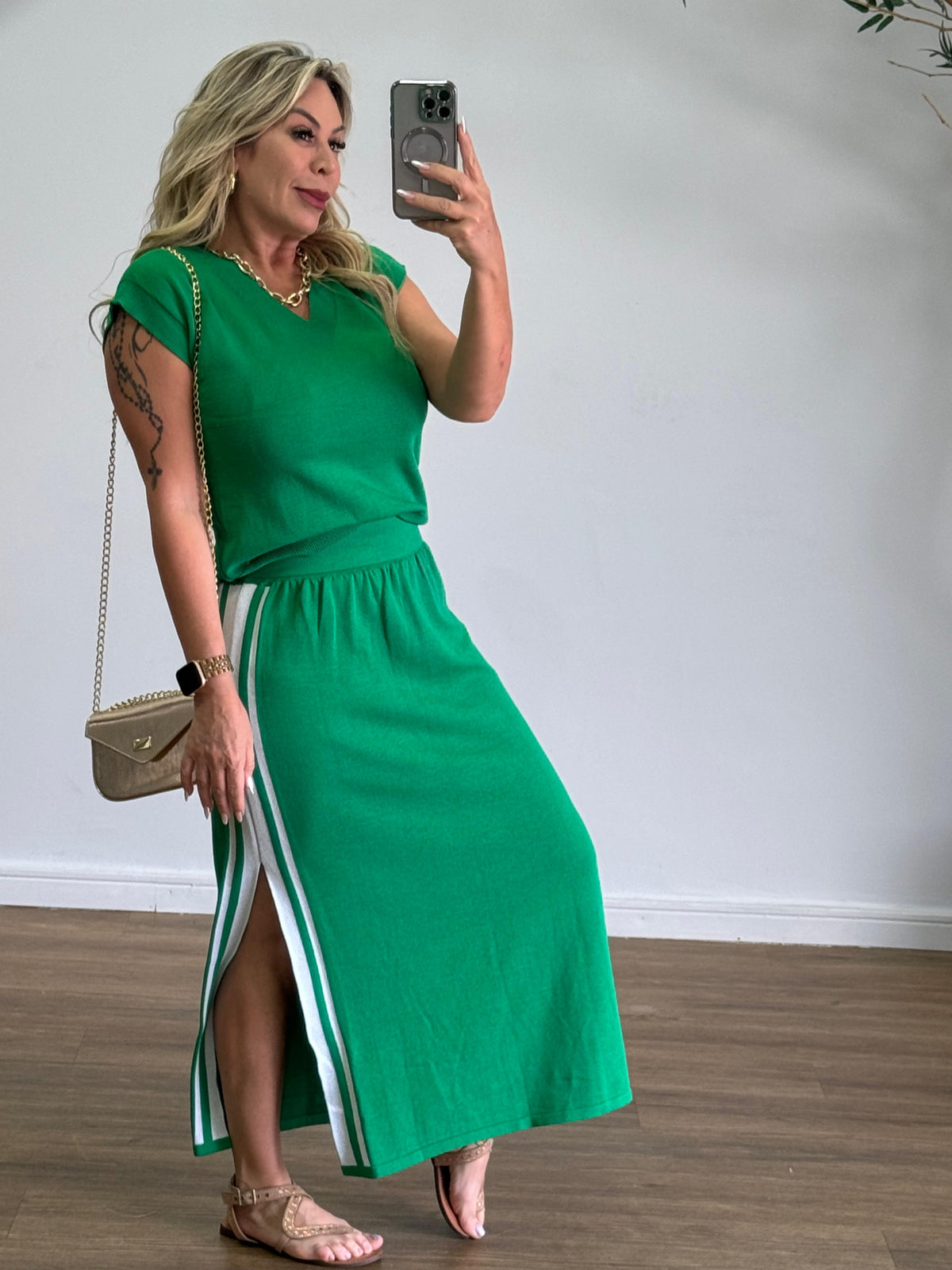 Conjunto Feminino de Camisa com Calça ou Saia - Green IV