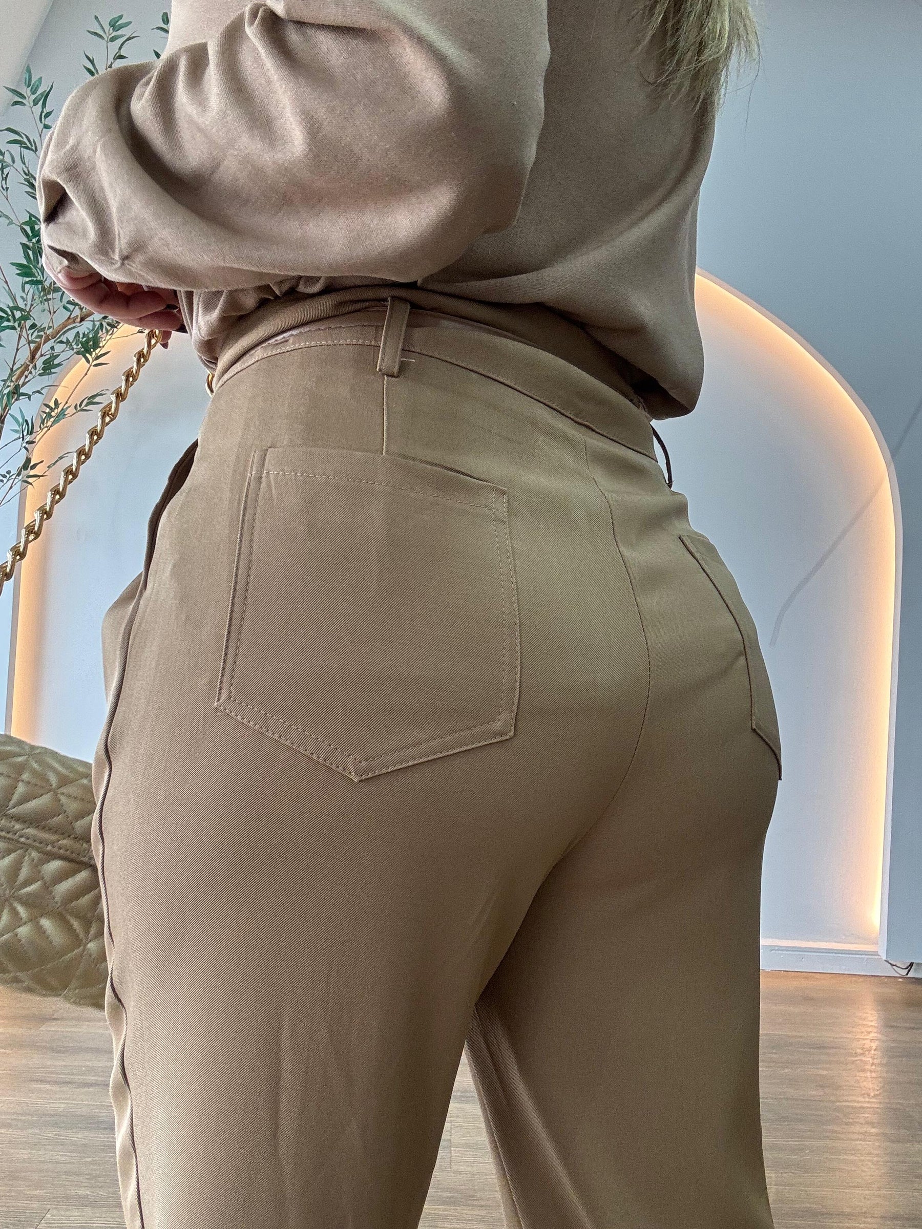 Calça Madrid Femina Alfaitaria - Victoria Borges