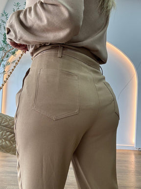 Calça Madrid Femina Alfaitaria - Victoria Borges
